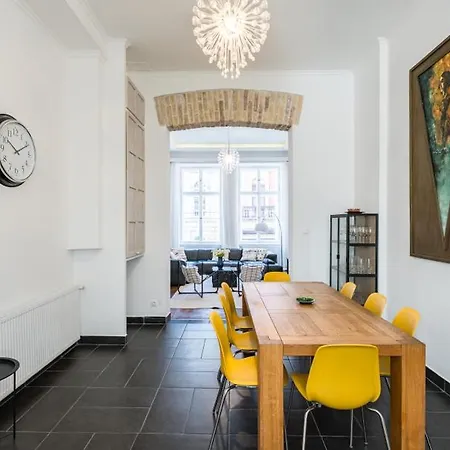 4br Artdeco Elegance With Sauna Apartamento