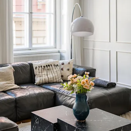4br Artdeco Elegance With Sauna Apartamento