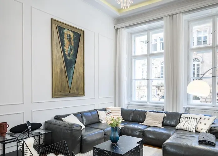 4br Artdeco Elegance With Sauna *
