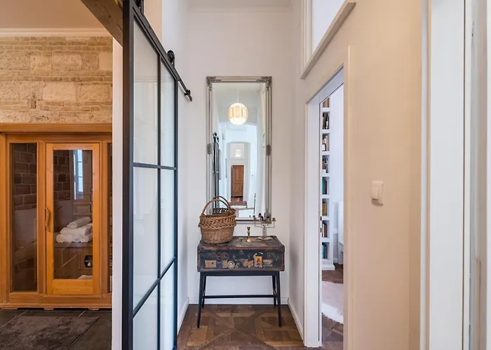 4br Artdeco Elegance With Sauna Budapeste