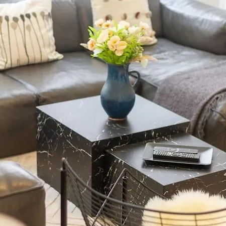 4br Artdeco Elegance With Sauna *