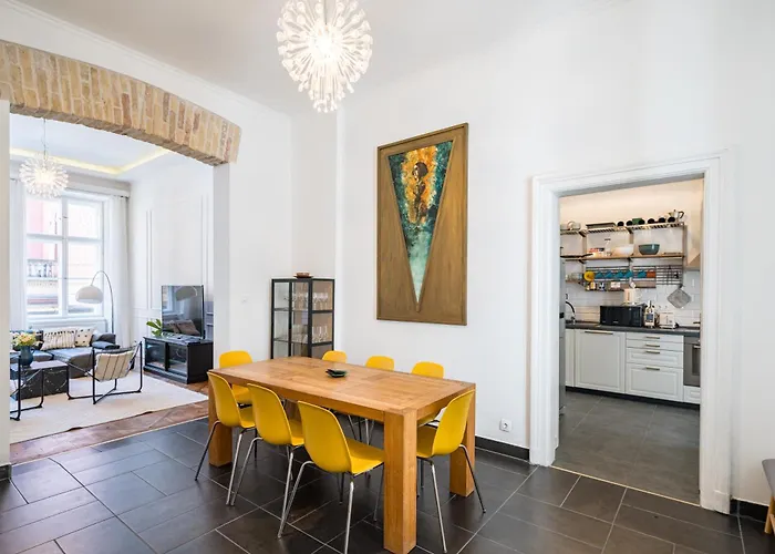 Lägenhet 4br Artdeco Elegance With Sauna