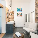 Lejlighed 4br Artdeco Elegance With Sauna *