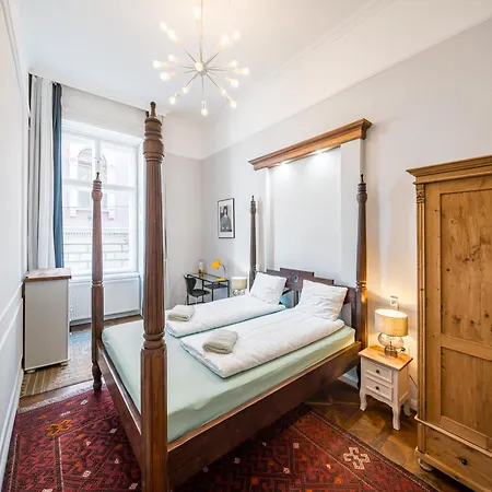 4br Artdeco Elegance With Sauna Apartment *