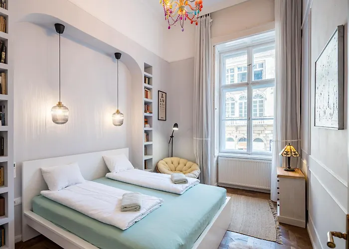 4br Artdeco Elegance With Sauna Appartement *