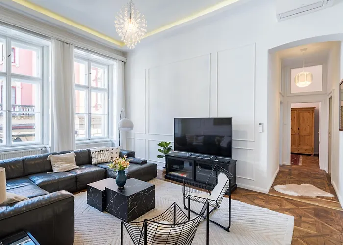 Appartement 4br Artdeco Elegance With Sauna *